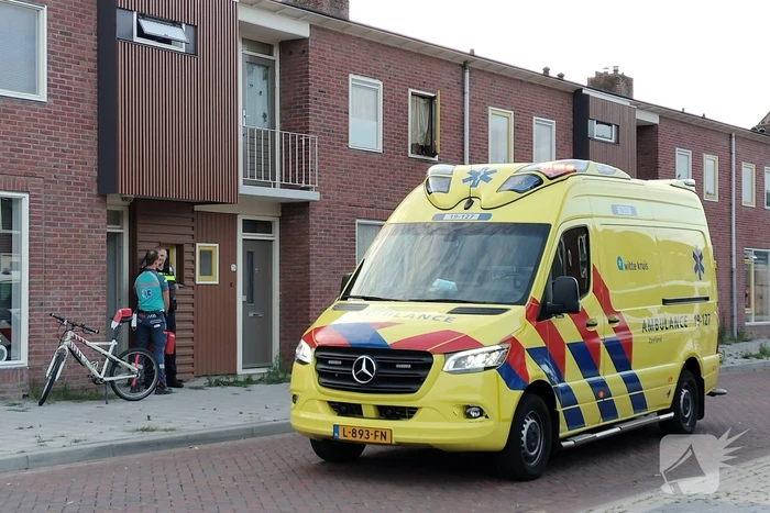 Straat afgezet na melding steekpartij