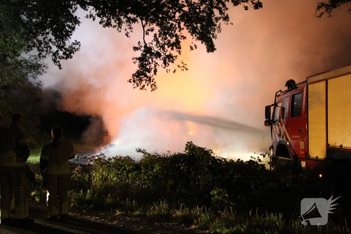 Hevige brand op akker
