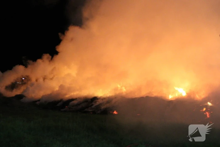 Hevige brand op akker