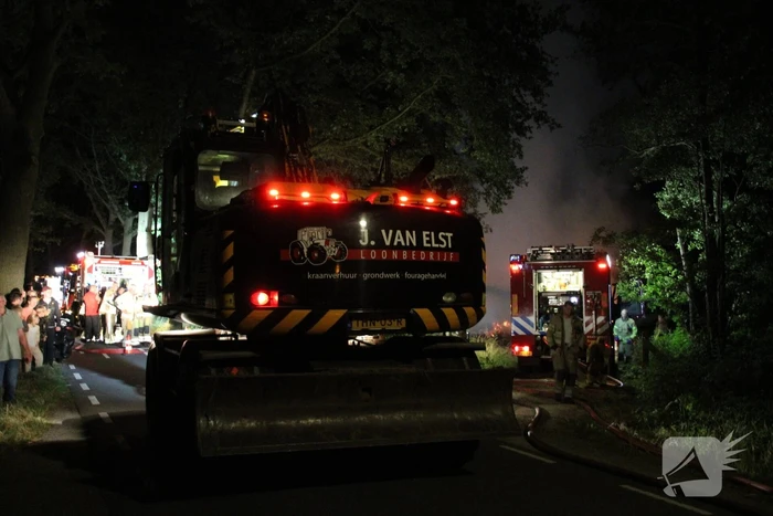 Hevige brand op akker