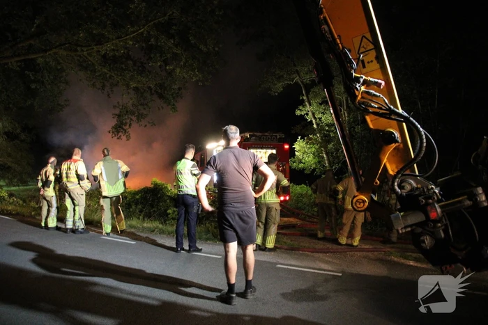 Hevige brand op akker