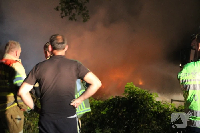 Hevige brand op akker