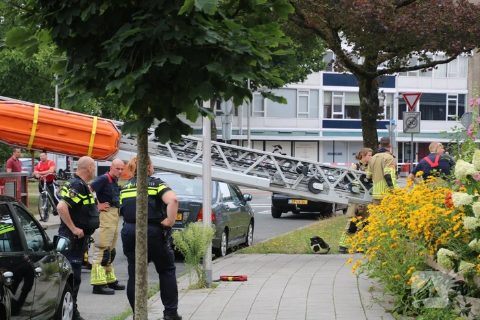 Brand in schoorsteen van woning