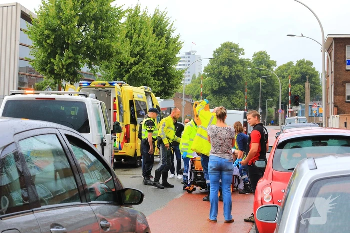Scooterrijder ernstig gewond na ongeval