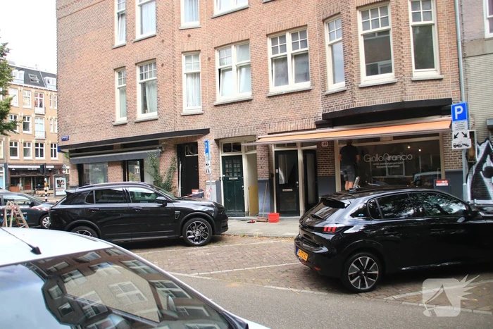 Deur portiekflat opgeblazen in Diamantbuurt