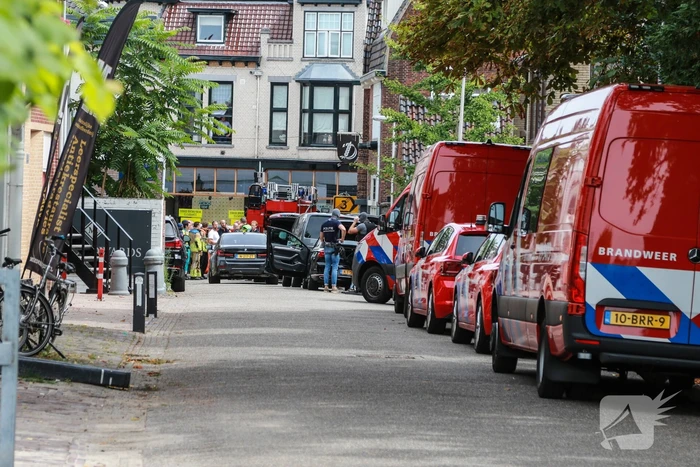 Straat afgezet voor verward persoon
