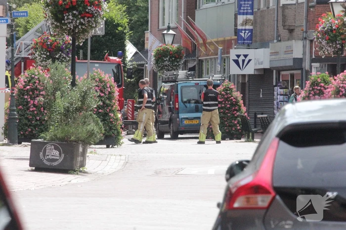 Straat afgezet voor verward persoon