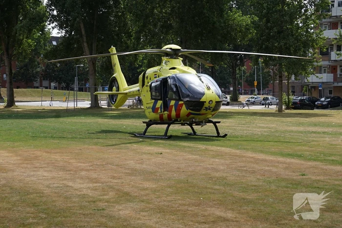 Persoon ernstig gewond na val van hoogte
