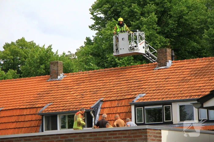 Brand tijden werkzaamheden op dak