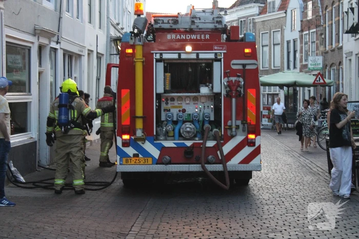 Brand in bosschage bij stadswoning