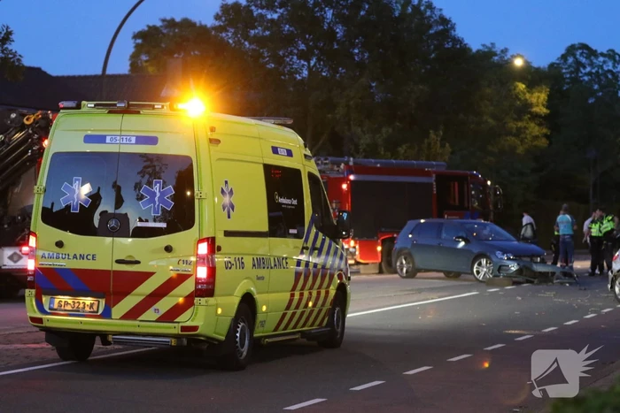 Gewonden bij frontale botsing auto's