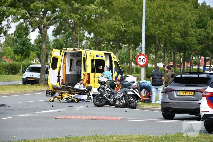 Motor in de kreukels bij verkeersongeval