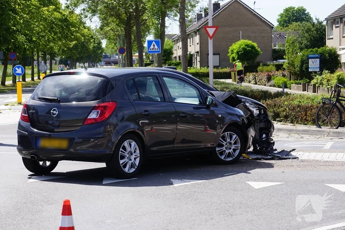 Schade bij aanrijding op kruising