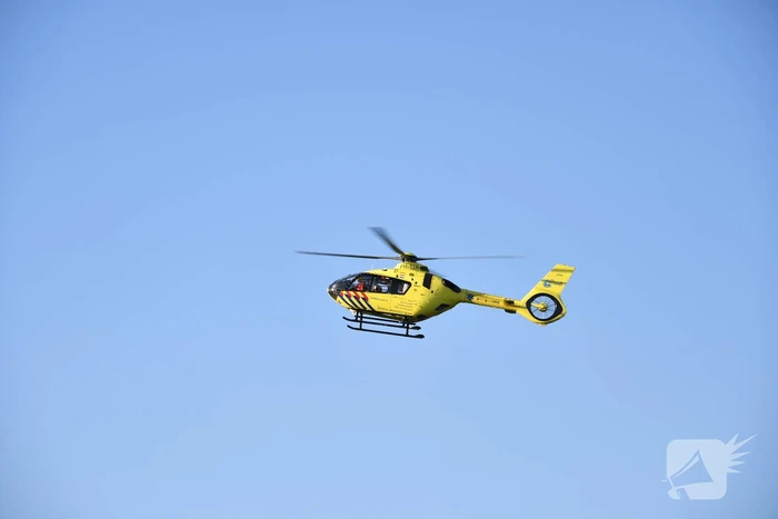 Gewonde nadat auto bocht mist op snelweg