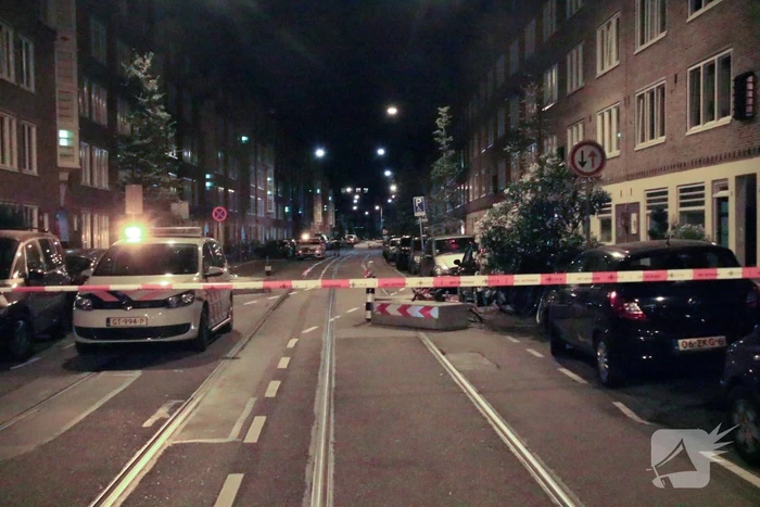 Twee mannen op de vlucht na schietpartij op woning