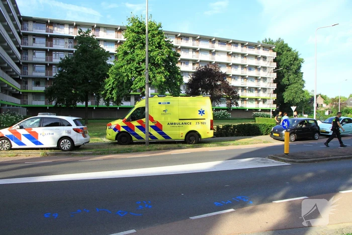 Fietser gewond geraakt bij aanrijding op rotonde