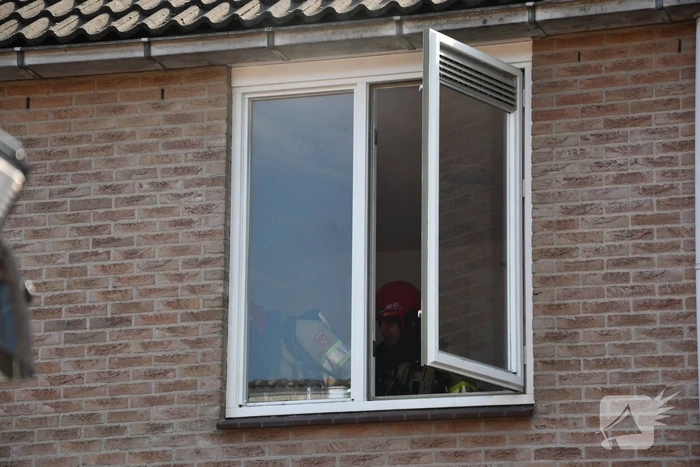 Tussenwoning vol rook door vergeten pan op fornuis