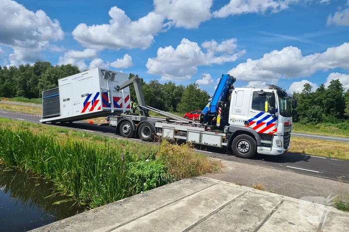 Zwaargewonde en dode na frontale aanrijding