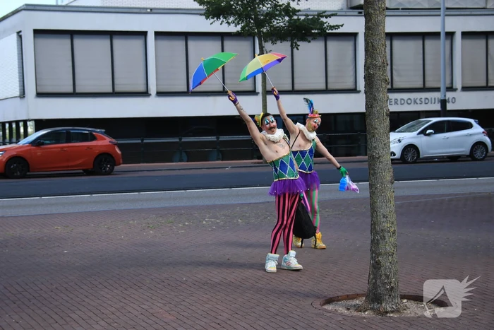 Gezellige drukte tijden Gay Pride 2022