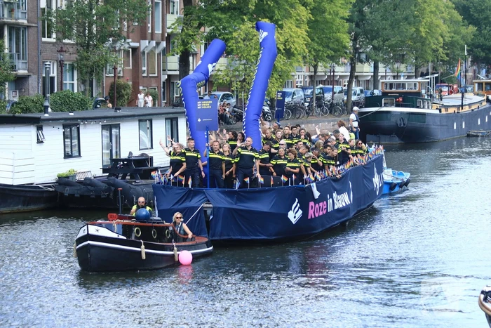 Gezellige drukte tijden Gay Pride 2022