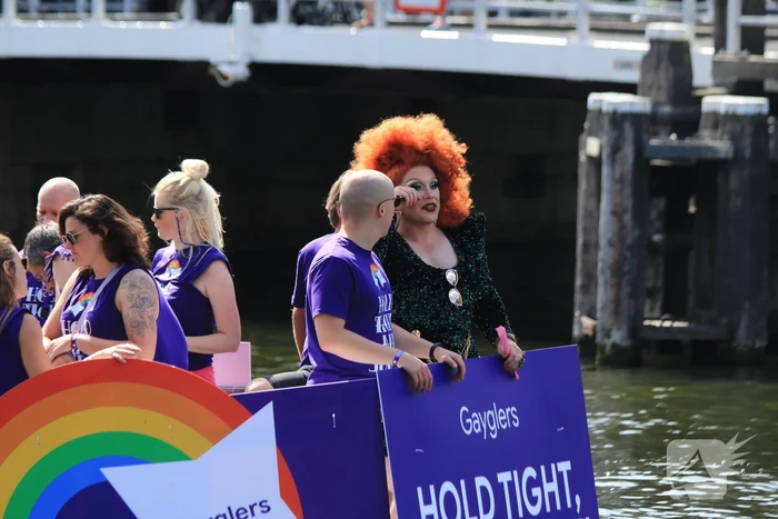 Gezellige drukte tijden Gay Pride 2022