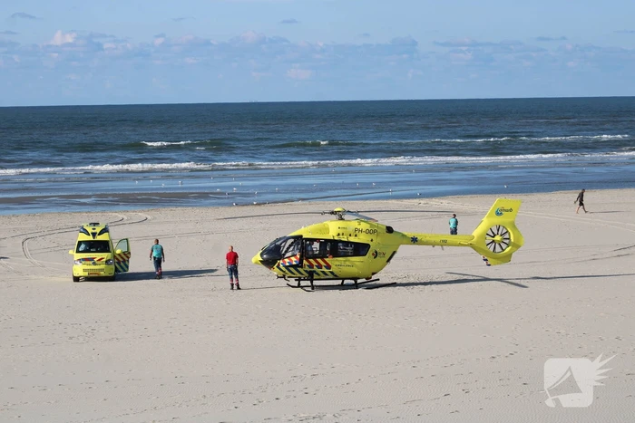 Hulpdiensten massaal ingezet voor drenkeling in Noordzee