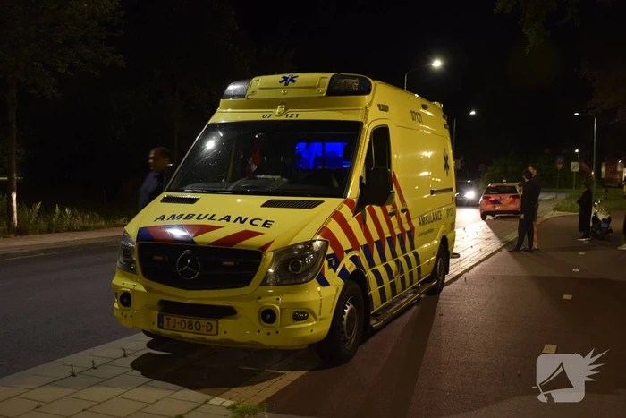 Persoon gewond na val van hoogte