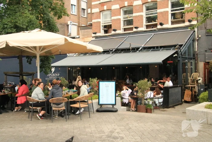 Café weer open nadat vanmorgen explosief afging