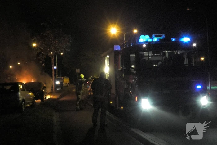 Auto zwaar beschadigd vanwege brand