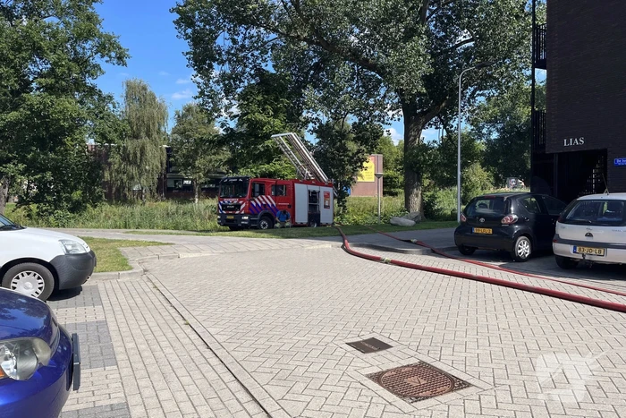 Enorme rookwolken bij brand Aeres Groenhorst College