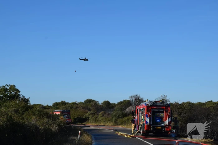 Brandweer massaal ingezet bij grote duinbrand