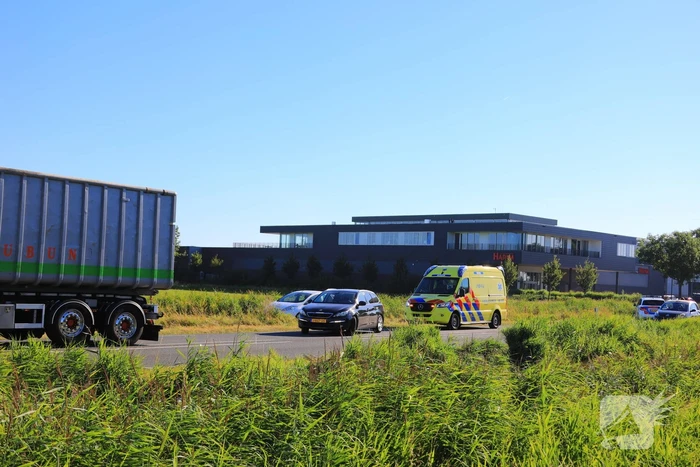 Auto belandt in sloot bij ongeval