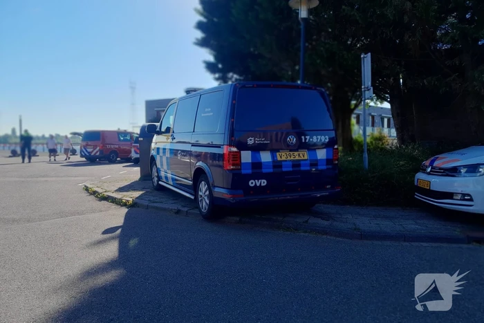 Zoekactie naar mogelijke persoon te water
