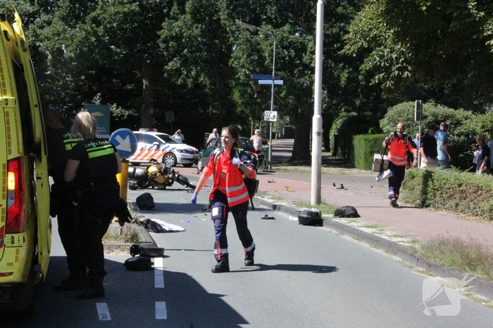 Motorrijder zwaargewond bij verkeersongeval