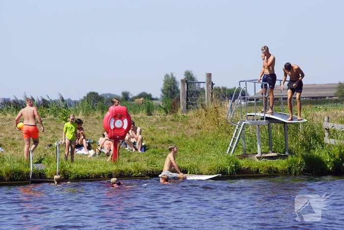 Illegale duikplank is terug van weggeweest
