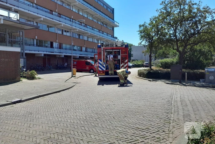 Brandweer doet onderzoek naar vreemde lucht