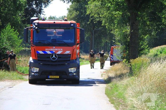 Leegstaande stal in brand