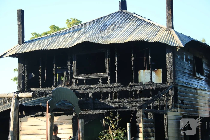 Gebouw volledig afgebrand