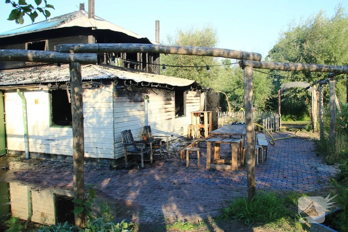 Gebouw volledig afgebrand