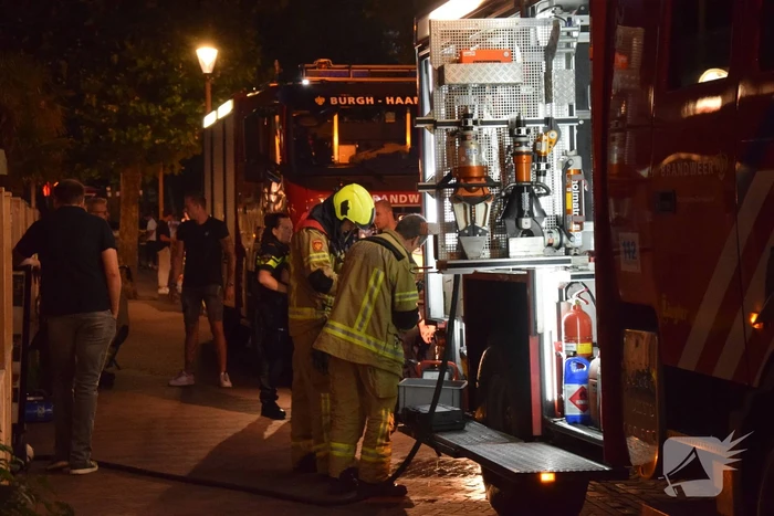 Cafe ontruimd vanwege brand in spouwmuur