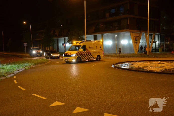 Fietser geschept door auto