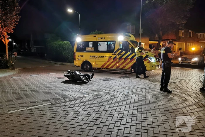 Gewonde na botsing tussen scooters