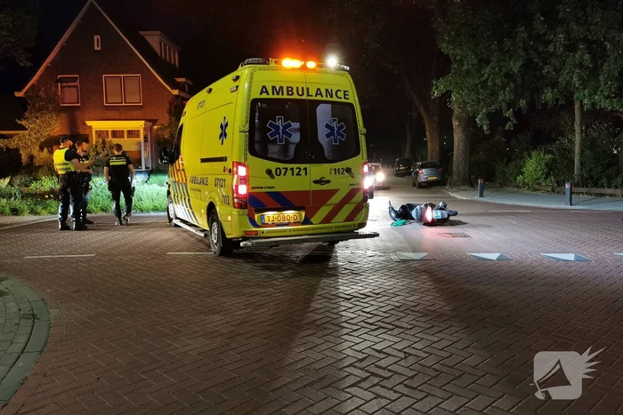 Gewonde na botsing tussen scooters
