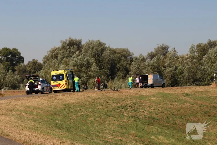 Wielrenner gewond bij aanrijding met scooter