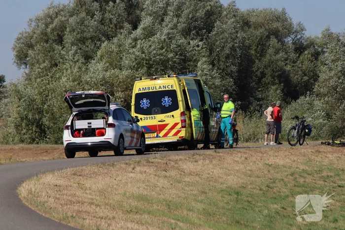 Wielrenner gewond bij aanrijding met scooter