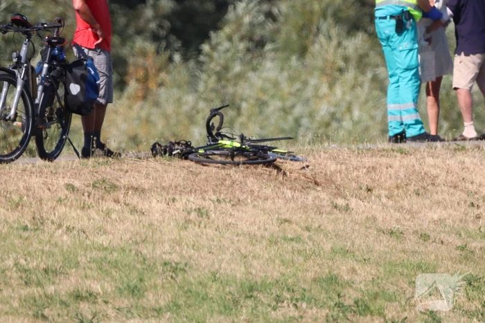 Wielrenner gewond bij aanrijding met scooter