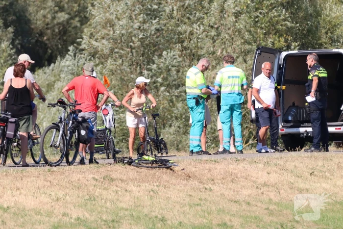 Wielrenner gewond bij aanrijding met scooter