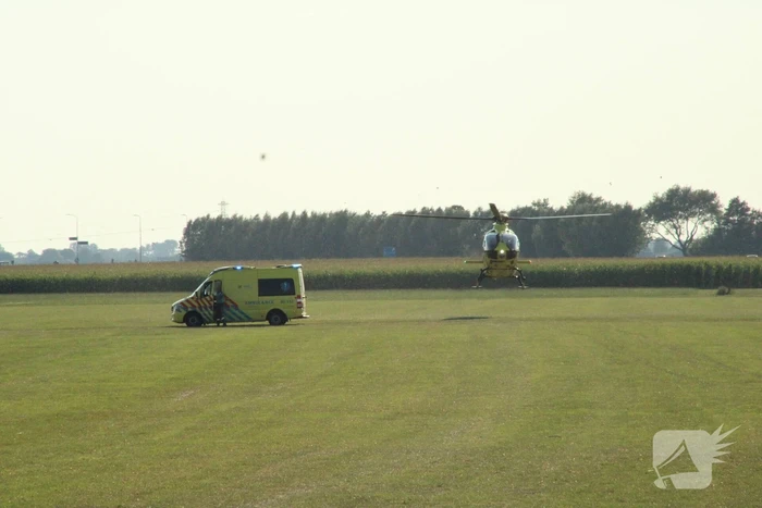 Persoon overleden na belanden in sloot bij ongeval