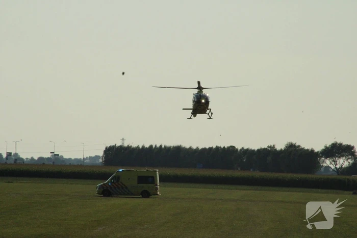 Persoon overleden na belanden in sloot bij ongeval