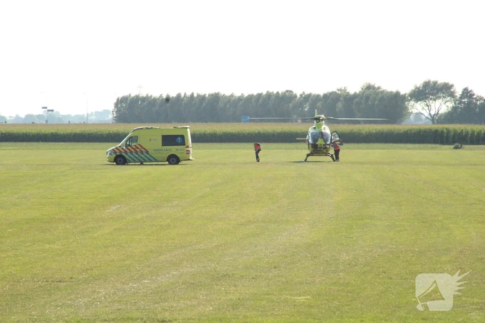 Persoon overleden na belanden in sloot bij ongeval